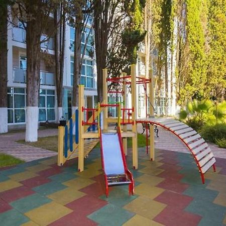 Hotel Cheluskintsev Gagry Zewnętrze zdjęcie