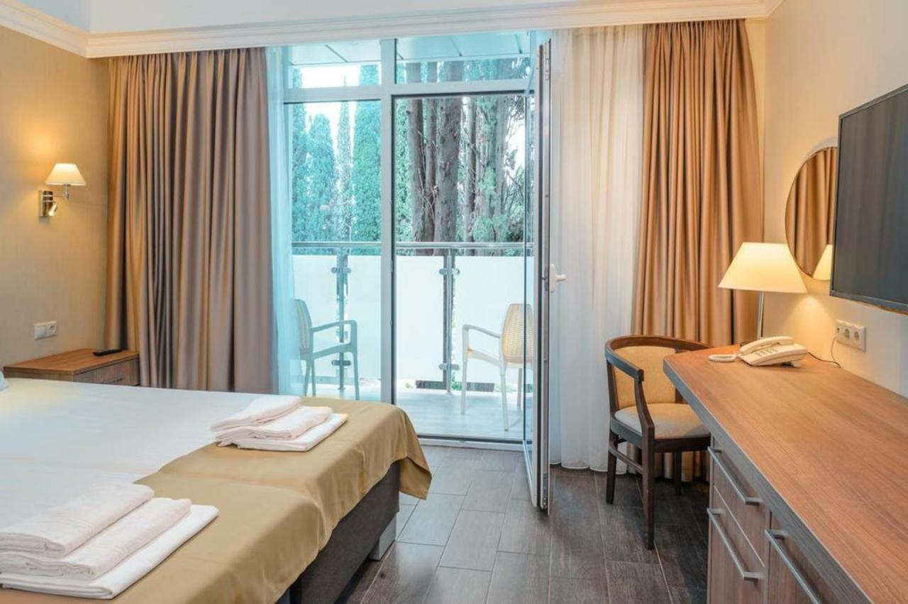 Hotel Cheluskintsev Gagry Zewnętrze zdjęcie